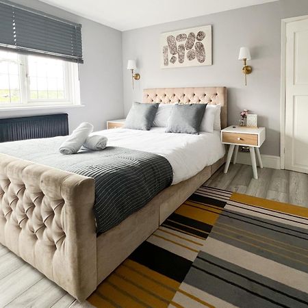Villa Beautiful Newly Renovated House In Rainham Essex Esterno foto