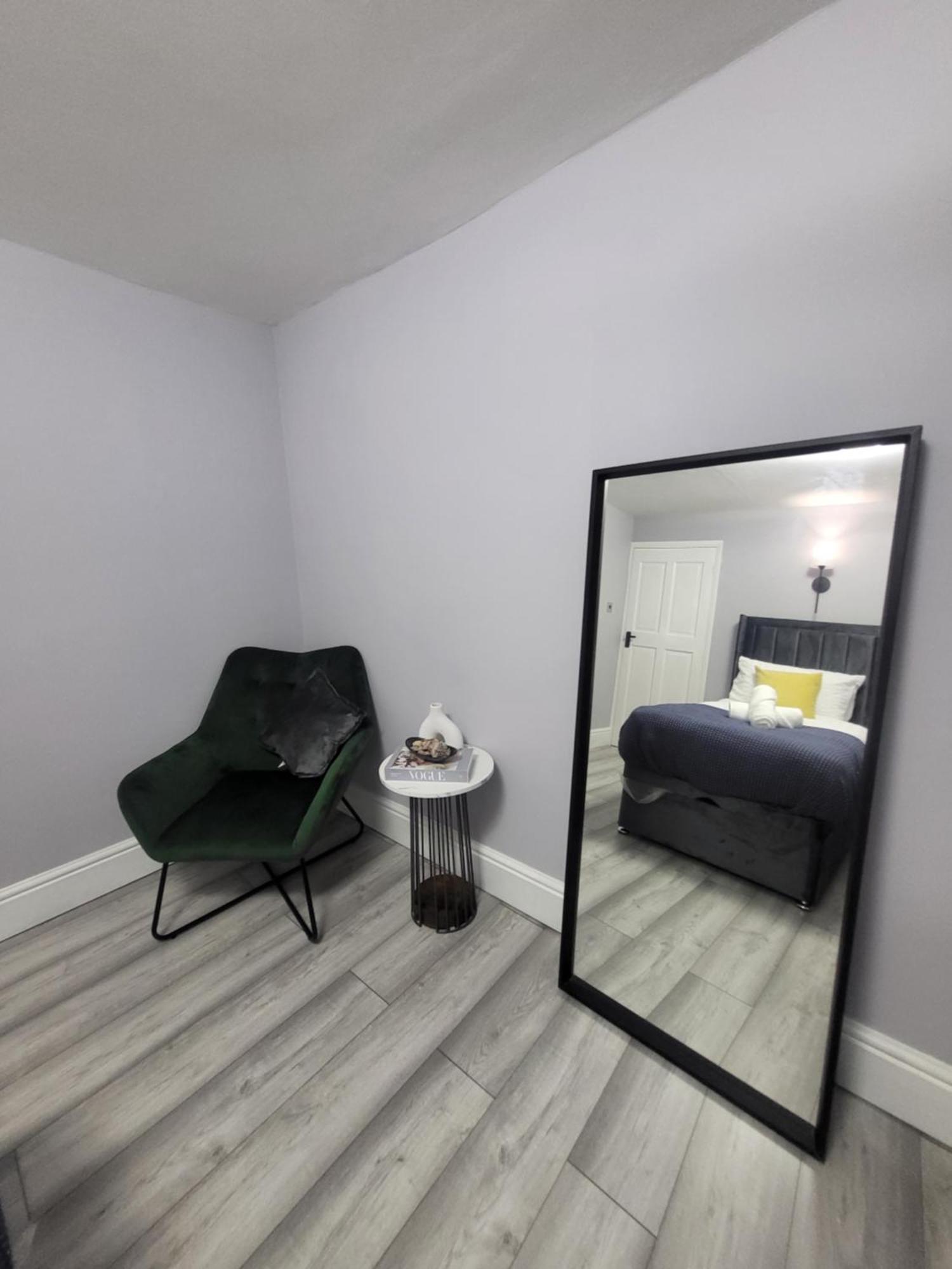 Villa Beautiful Newly Renovated House In Rainham Essex Esterno foto